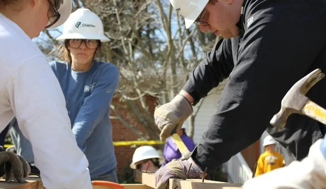 11 Inspiring Volunteer Experiences to Change Your Community