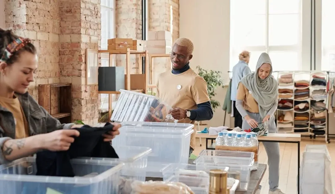 13 Rewarding Volunteer Positions for Teens to Explore