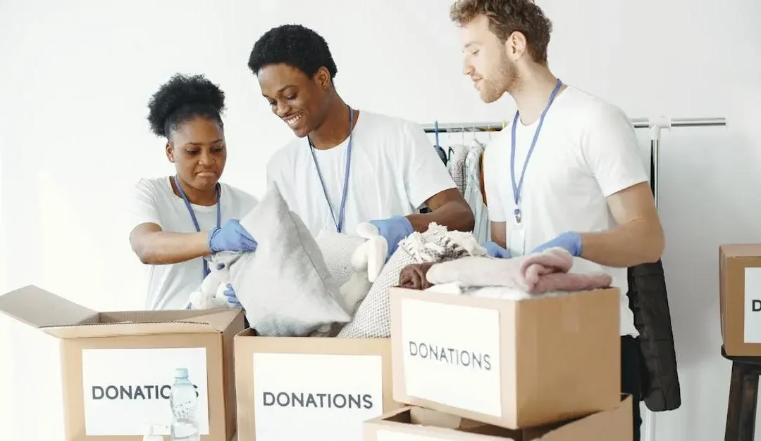 13 High School Volunteer Opportunities for Real Impact