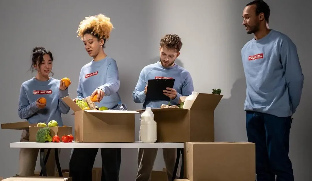 10 Standout Volunteer Work Examples for Your Resume